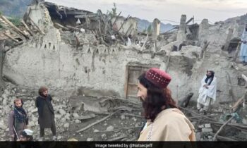 Afghan authorities scramble to reach earthquake zone, toll at 1,000 dead