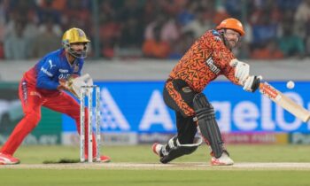 SRH’s collapse in the 207 chase against RCB leads Herschelle Gibbs to brutally mock Travis Head’s ‘300 score’ talk